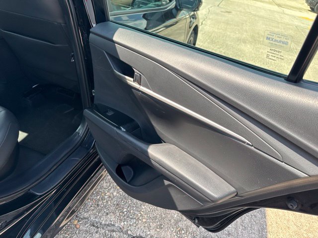 Used 2025 Toyota Camry SE FWD image 37