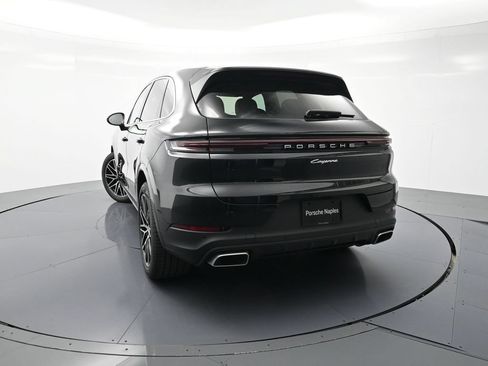 Certified 2026 Porsche Cayenne AWD/4WD image 27