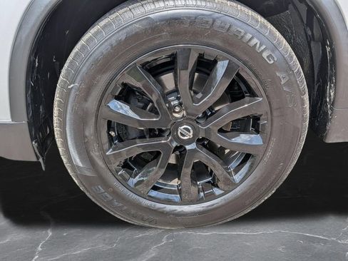 Used 2020 Nissan Rogue SV AWD/4WD image 32