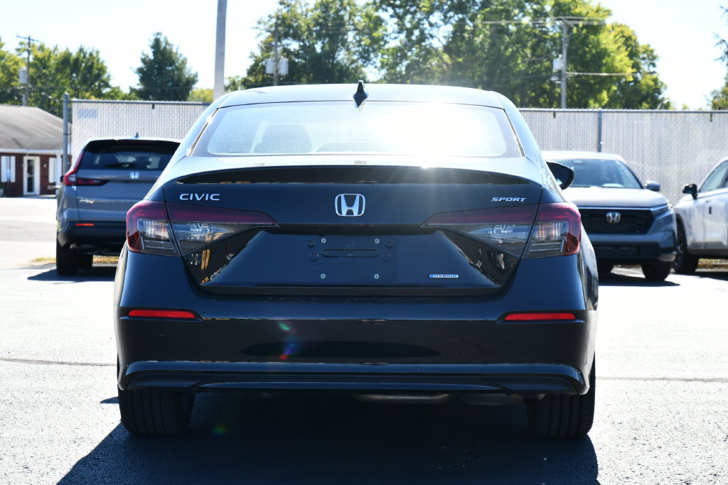 Used 2025 Honda Civic Sport image 6