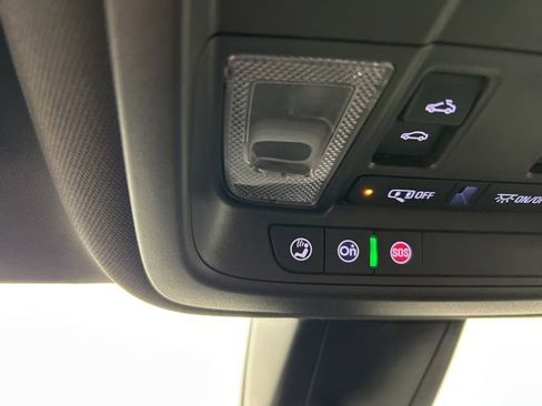 Used 2023 Cadillac XT6 Sport image 12