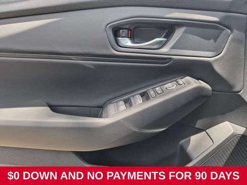 Used 2025 Honda Accord SE image 11