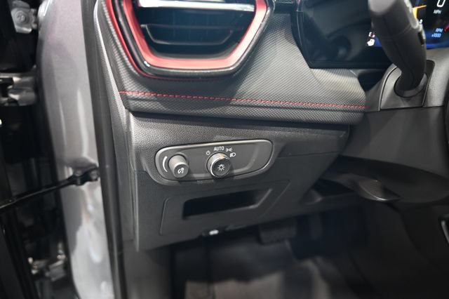New 2026 Chevrolet TrailBlazer RS w/ Driver Confidence Package FWD image 24