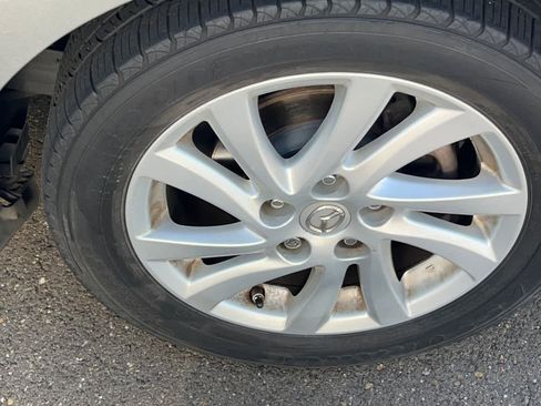 Used 2012 MAZDA MAZDA3 i Grand Touring w/ Tech Pkg image 18