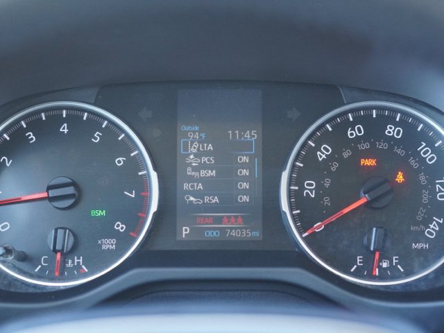 Used 2021 Toyota RAV4 XLE Premium w/ Carpet Mat Package (TMS) FWD image 19