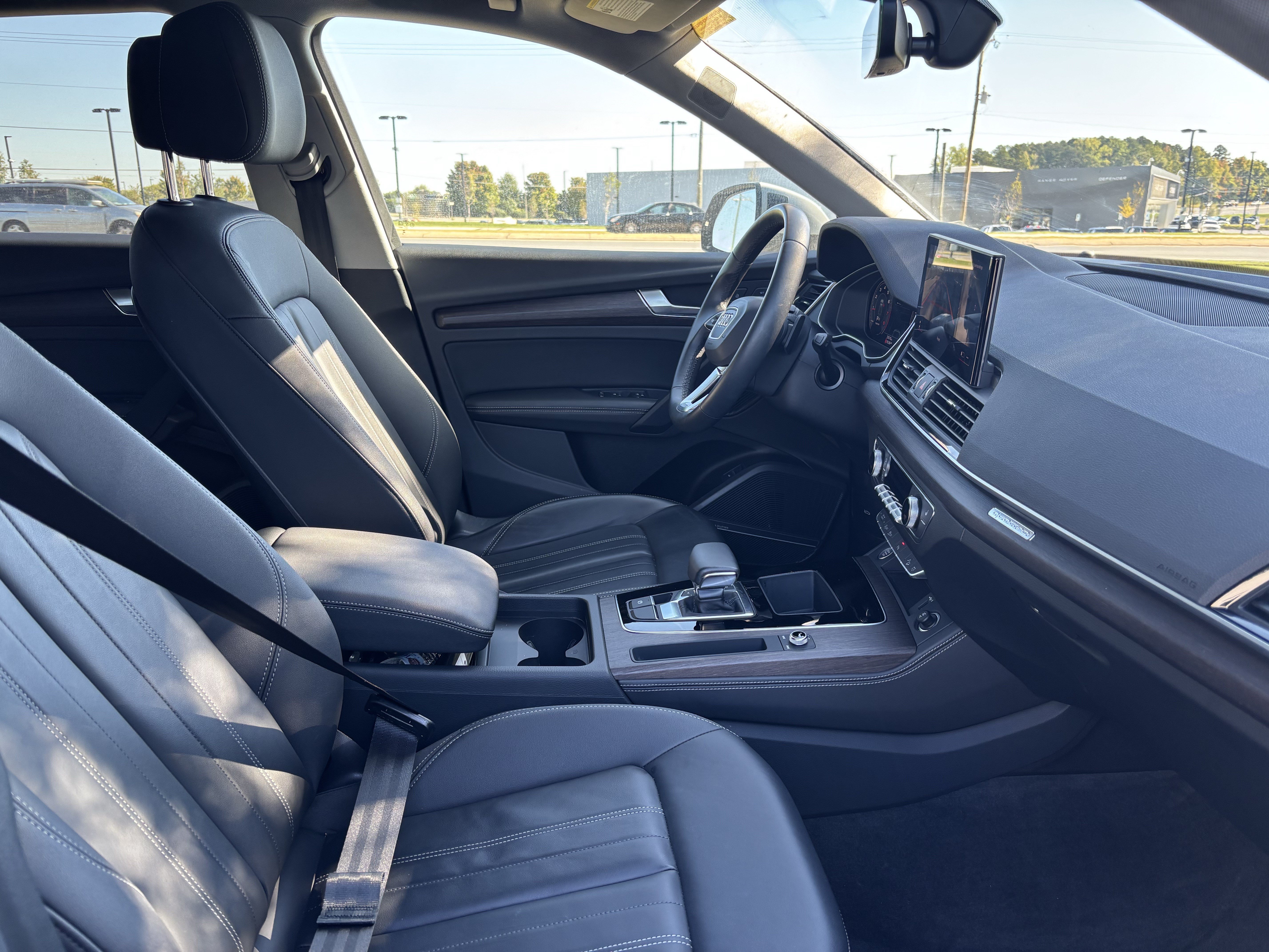Used 2023 Audi Q5 2.0T Premium Plus w/ Premium Plus Package AWD/4WD image 35