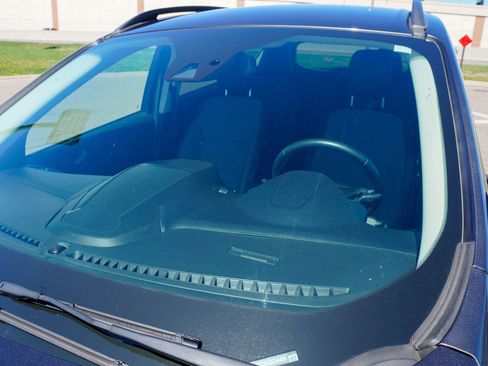 Used 2018 Ford Escape SE w/ SE Sport Appearance Package FWD image 38