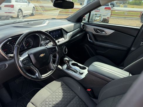 Used 2019 Chevrolet Blazer LT FWD image 22
