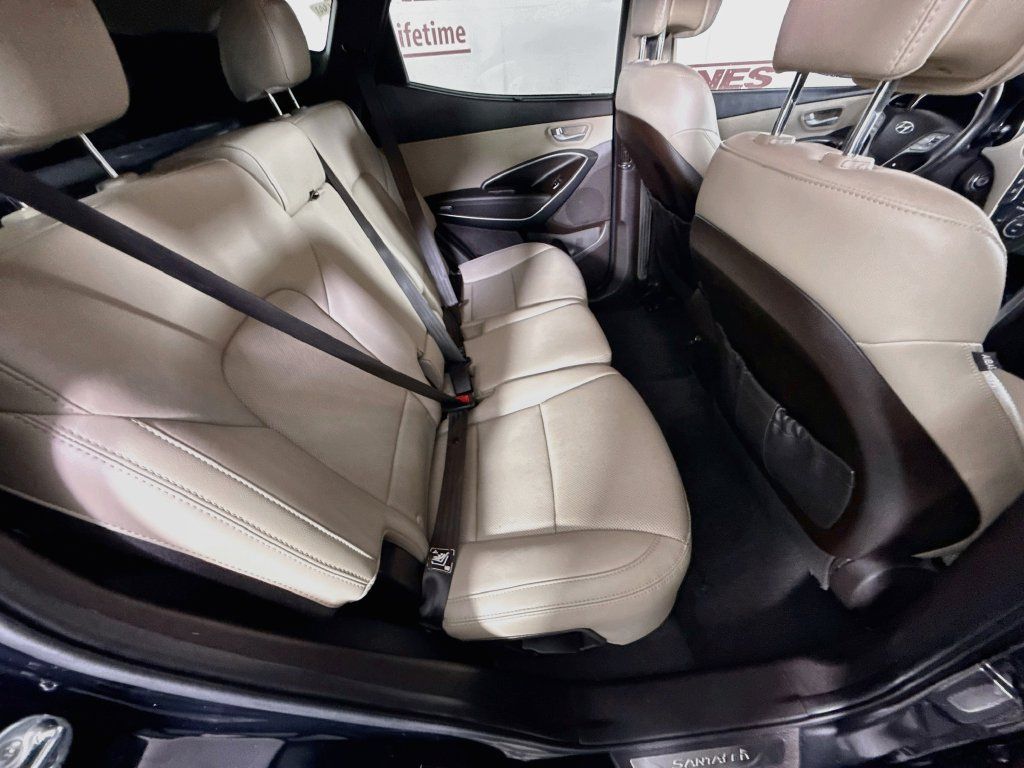 Used 2017 Hyundai Santa Fe Sport FWD image 29