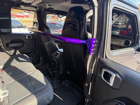 Used 2020 Jeep Wrangler Unlimited Sport S w/ Sun And Sound Package image 65