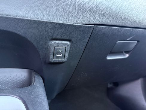 Used 2025 Toyota Corolla SE FWD image 20