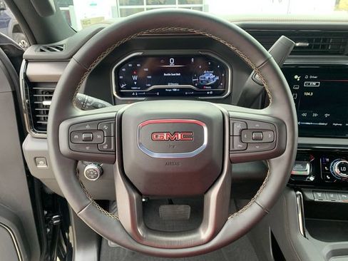 Used 2024 GMC Sierra 2500 AT4 w/ AT4 Premium Plus Package AWD/4WD image 23