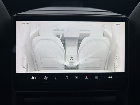 Used 2025 Tesla Model 3 Long Range image 29