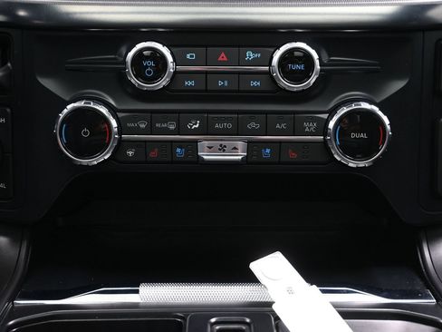 Used 2025 Ford F150 Lariat w/ Equipment Group 502A High AWD/4WD image 40