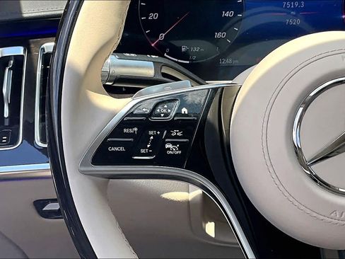 Used 2022 Mercedes-Benz S 500 4MATIC image 24