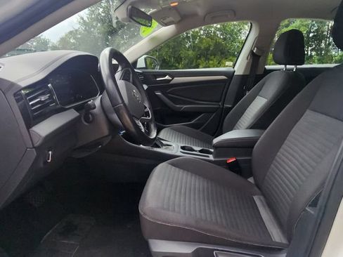 Used 2025 Volkswagen Jetta S FWD image 12