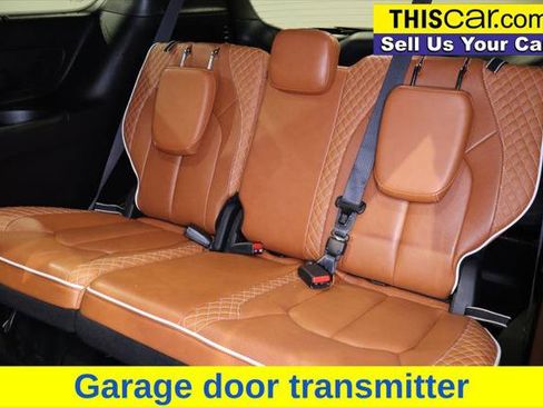 Used 2025 Chrysler Pacifica Pinnacle FWD image 30