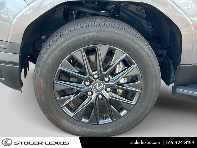 Used 2024 Lexus GX 550 w/ Cold Area Package AWD/4WD image 9