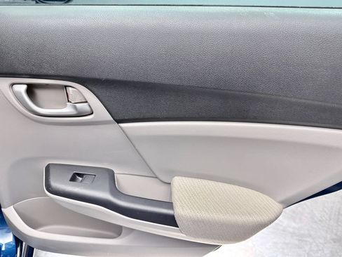 Used 2013 Honda Civic LX image 18