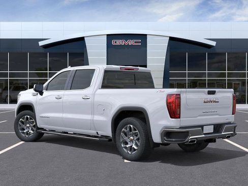 New 2026 GMC Sierra 1500 SLT image 3