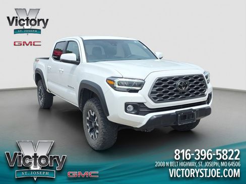 Used 2023 Toyota Tacoma TRD Off-Road AWD/4WD image 1