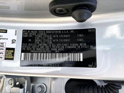 Used 2023 Toyota Corolla Cross L image 16