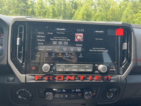 New 2026 Nissan Frontier PRO-4X w/ Tow Package AWD/4WD image 23