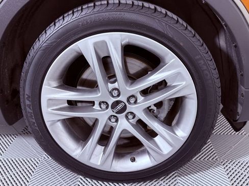 Used 2017 Lincoln MKC Reserve w/ Lincoln MKC Climate Package image 27