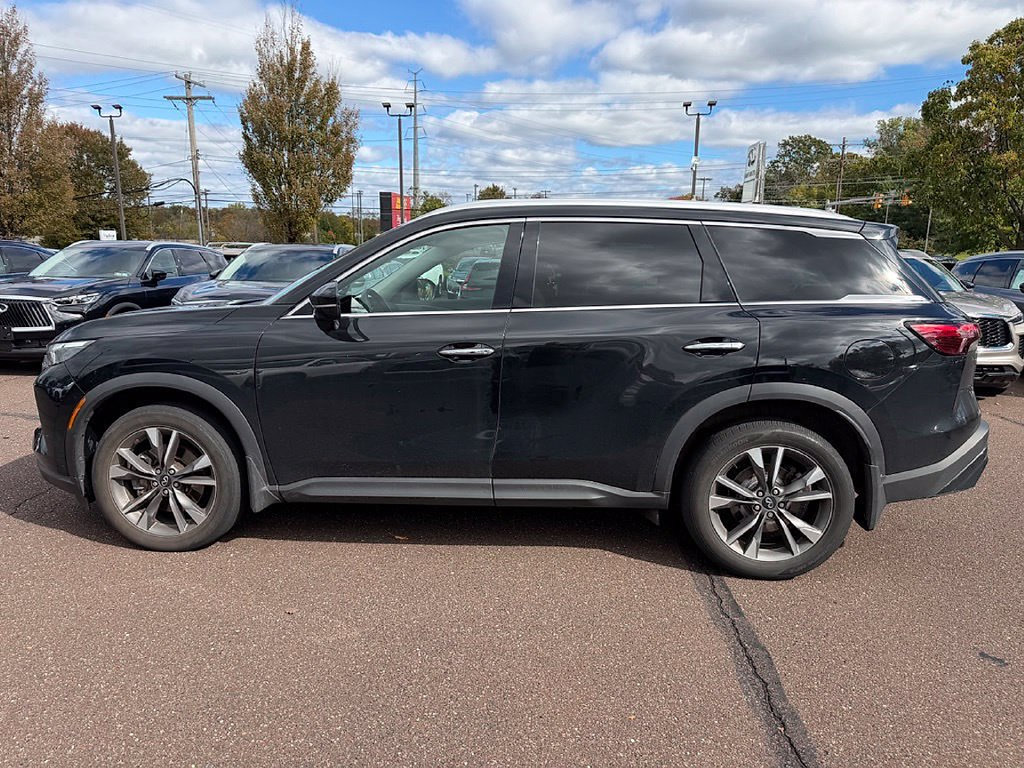 Certified 2023 INFINITI QX60 Luxe w/ Cargo Package AWD/4WD image 4