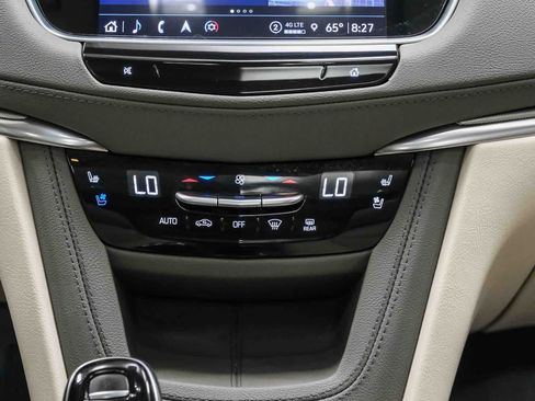 Used 2022 Cadillac XT5 Premium Luxury FWD image 18