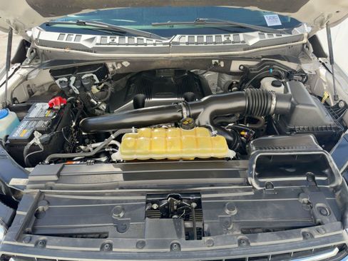 Used 2020 Ford F150 XLT w/ Max Trailer Tow Package image 27