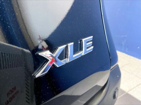 Used 2025 Toyota Sienna XLE w/ XLE Plus Package AWD/4WD image 30