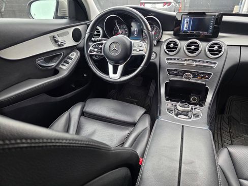 Used 2019 Mercedes-Benz C 300 Sedan image 15