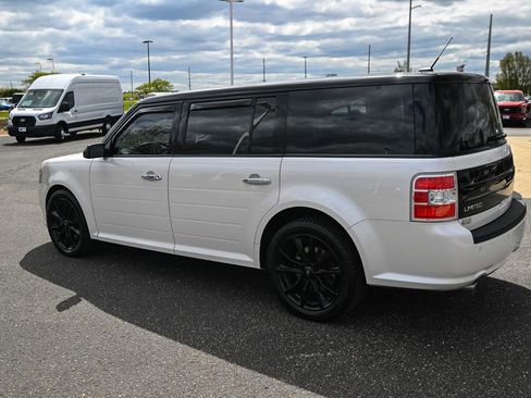 Used 2018 Ford Flex Limited w/ Equipment Group 303A AWD/4WD image 7