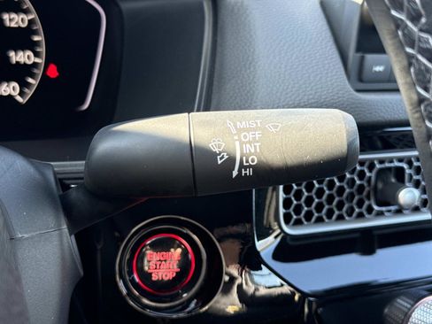 Used 2023 Honda Civic Sport image 11