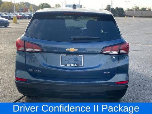 Used 2024 Chevrolet Equinox LS w/ LS Convenience Package image 4