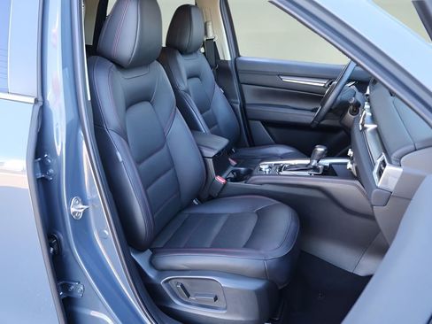 Used 2021 MAZDA CX-5 Carbon Edition image 18