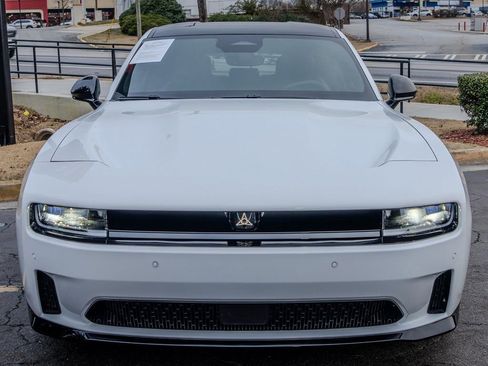 Used 2025 Dodge Charger R/T w/ Quick Order Package 25M R/T image 2