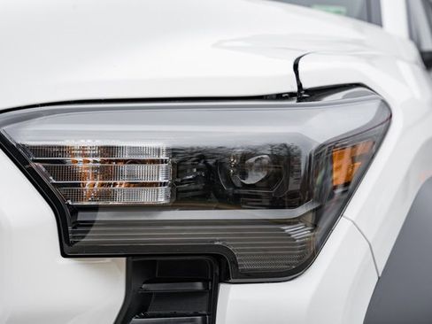 New 2025 Toyota Tacoma TRD Off-Road image 12