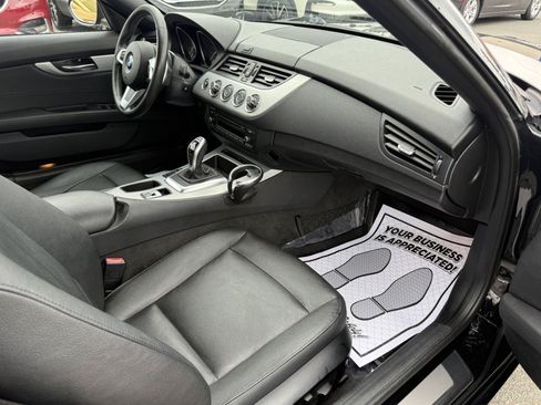 Used 2012 BMW Z4 sDrive35i RWD image 13