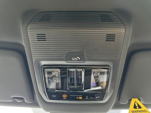 New 2026 Volkswagen Atlas Cross Sport SE image 17