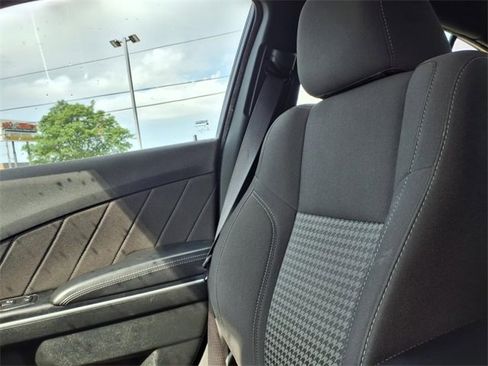 Used 2023 Dodge Charger SXT image 35