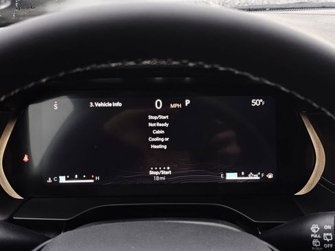 New 2025 Jeep Grand Cherokee L Altitude image 22