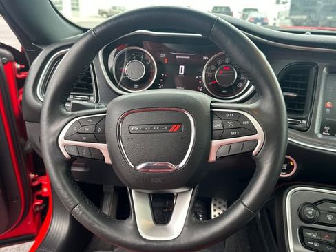 Used 2015 Dodge Challenger R/T Plus image 17