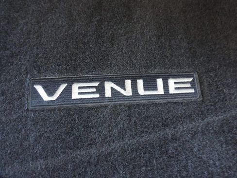 Used 2021 Hyundai Venue SEL FWD image 20