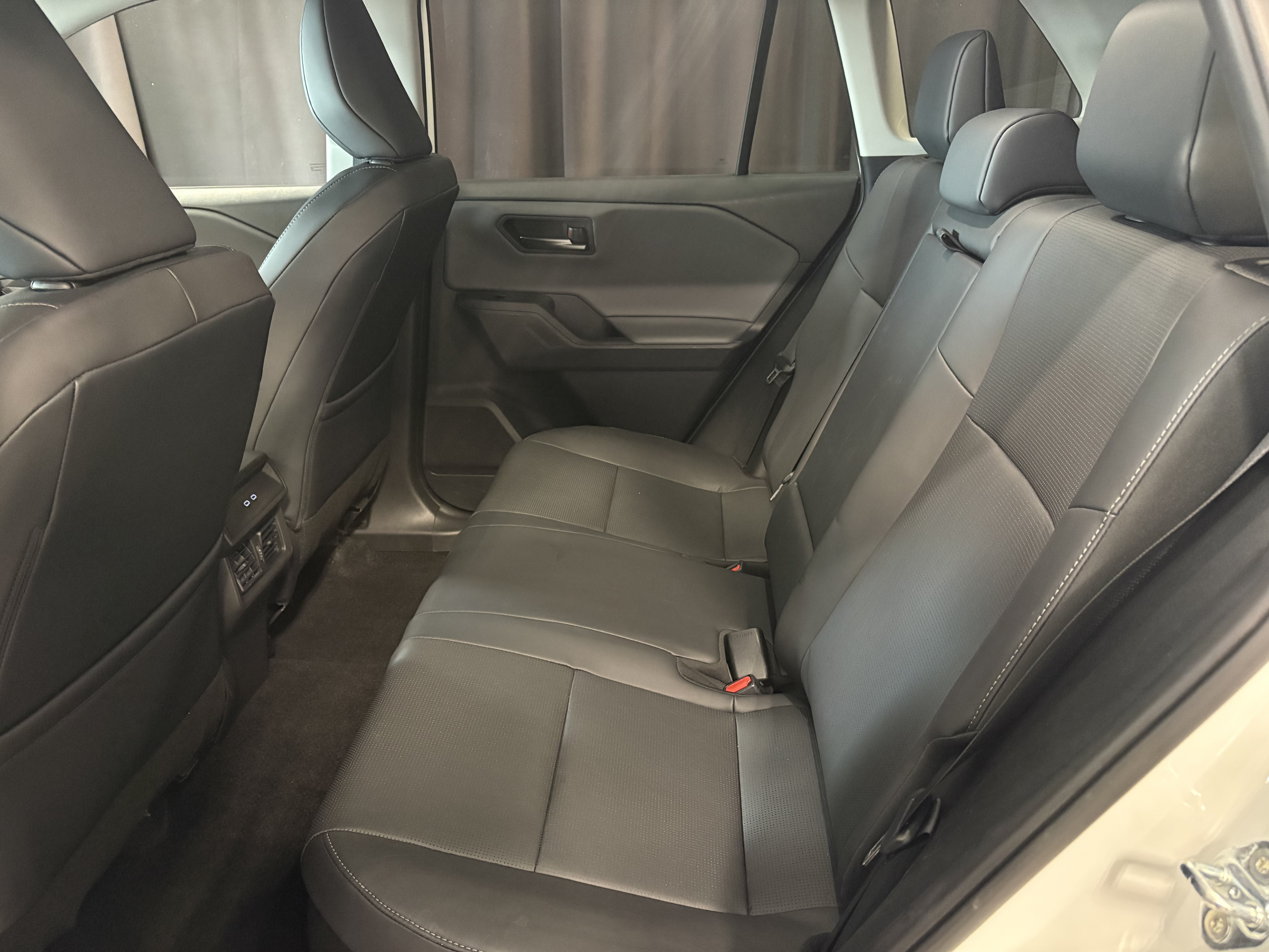 Used 2026 Toyota RAV4 XLE Premium FWD image 10