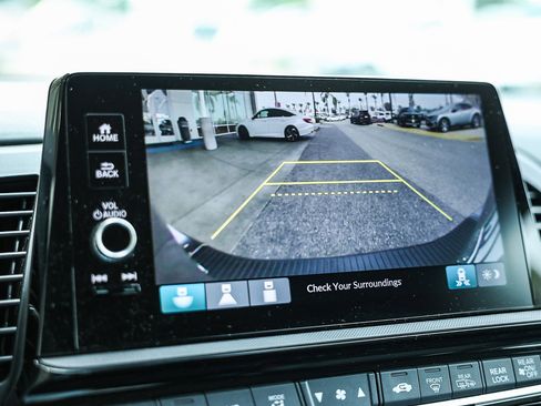 Certified 2025 Honda Odyssey EX-L image 31