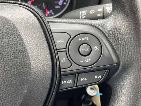 Used 2020 Toyota RAV4 LE w/ All Weather Liner Package AWD/4WD image 10