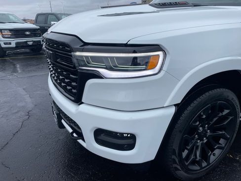 Used 2025 RAM 1500 Limited AWD/4WD image 38
