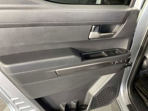 Used 2025 Toyota Tacoma TRD Sport AWD/4WD image 26